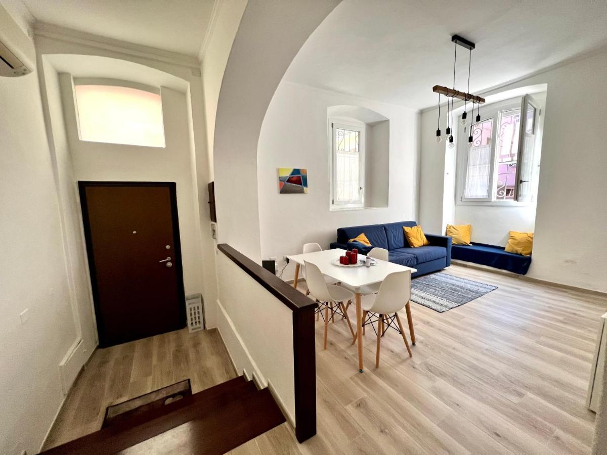 La Casa Di Ale Nel Centro Storico Di Cagliari Apartman Kültér fotó